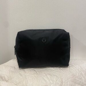LULULEMON small nylon pouch